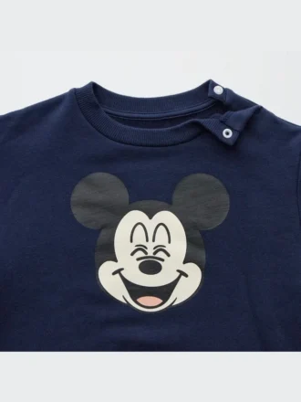 Bebé Haz sonreír con las sudaderas de Disney