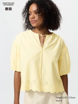 Blusa de mangas cortas con bordado para mujer