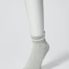 Calcetines de felpa a rayas para hombres en pantalones cortos
