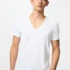 Camiseta AIRism para hombre | Cuello en V
