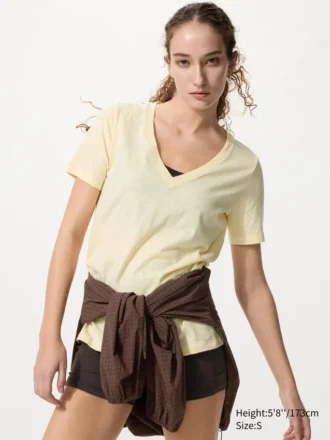Camiseta de cuello en V de algodón slub para mujer