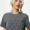 Camiseta gráfica Miffy in Bloom UT para mujer Camiseta gráfica Miffy in Bloom UT para mujer