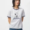 Camiseta gráfica Peanuts Ut para mujer Camiseta gráfica Peanuts Ut para mujer