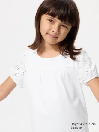 Camiseta infantil con mangas abullonadas | Bordado