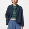 Chaqueta corta de cuello abierto para mujer en pantalones cortos Chaqueta corta de cuello abierto para mujer en pantalones cortos