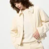 Chaqueta corta de pana para mujer con pantalones cortos Chaqueta corta de pana para mujer con pantalones cortos