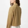 Chaqueta corta suave cepillada para mujer Chaqueta corta suave cepillada para mujer