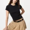 Mini camiseta de mujer con canalé Mini camiseta de mujer con canalé