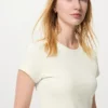 Mini camiseta de mujer con canalé Mini camiseta de mujer con canalé