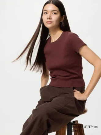 Mini camiseta de mujer con canalé
