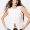 Partes de arriba con abertura frontal para mujer Partes de arriba con abertura frontal para mujer