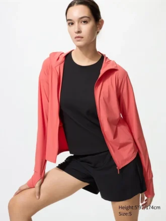 Sudadera con capucha y cremallera completa Ultra Stretch AIRism con protección UV para mujer